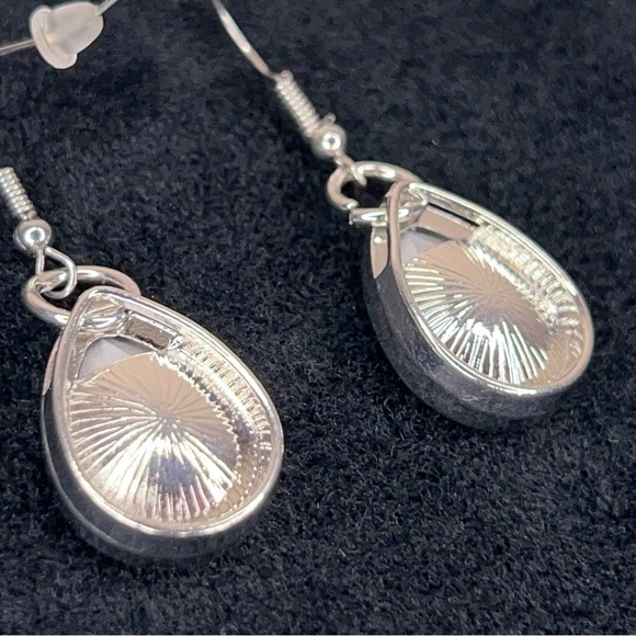 Teardrop Pear Crystal  Faceted Dangle Earrings Silver Event Formal Wedding - Picture 3 of 9